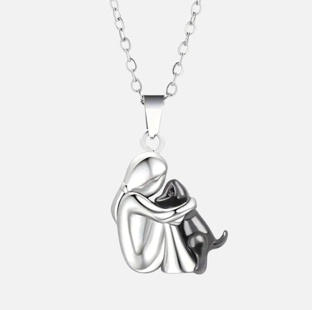 Poppy | Necklace with Dog Pendant